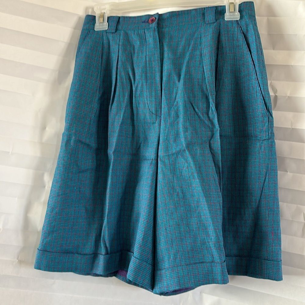 Liz Claiborne Women’s Bermuda Shorts Blue Purple Plaid Size 8 Casual Summer